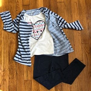 Girls shirt/sweater and leggings 4T no stains